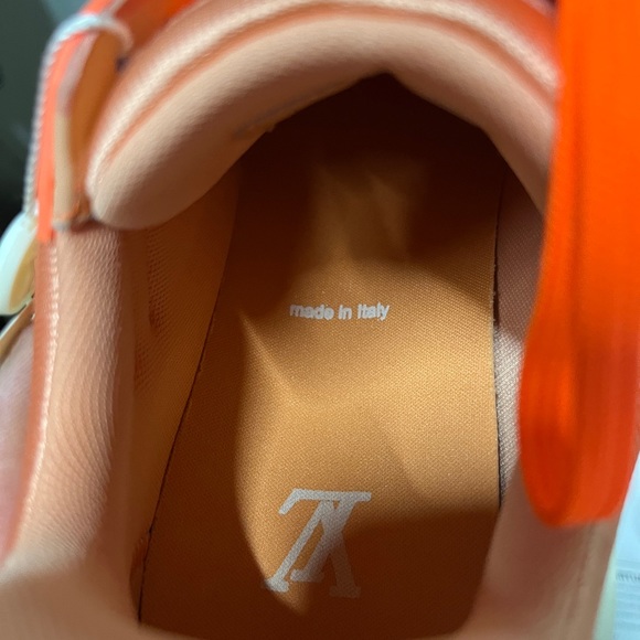 Louis Vuitton Designer Sneakers NWT with Canvas Bag. Never worn… trusted source. - Picture 10 of 13